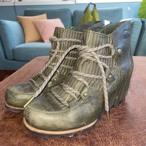 Sorel Evi ankle boots
